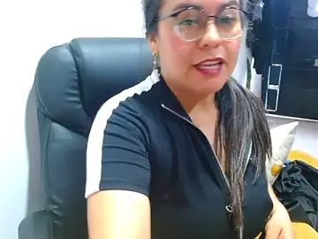 Stripchat Adult Video Chat of Ixchel_Anaid
