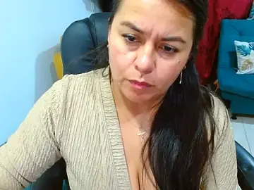 Stripchat Watch Live Sex Cams of Ixchel_Anaid
