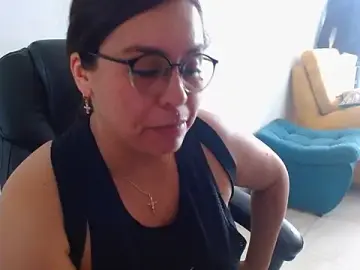 Stripchat Free Live Porn of Ixchel_Anaid