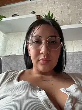 Stripchat Adult Webcams of KittyObsession