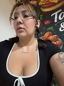 Stripchat Adult Video Chat of KittyObsession