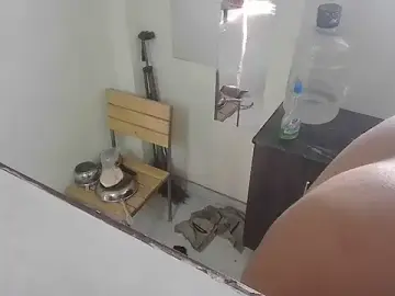 Stripchat Live Sex Cam of fitbuddy1