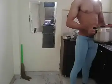 Stripchat Live Porn of fitbuddy1