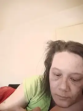 Stripchat Live Sex Cam of zeousseelphie