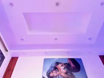 Stripchat Sex Cam of Aliisson_Cruz