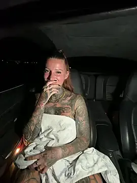 Stripchat Best live sex cam show of Inked_lorena