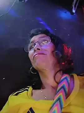 Stripchat Watch Live Sex Cams of MireyaTorresGu