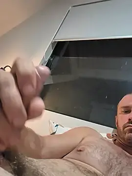 Stripchat Adult Webcam of BIG-aussie-cock
