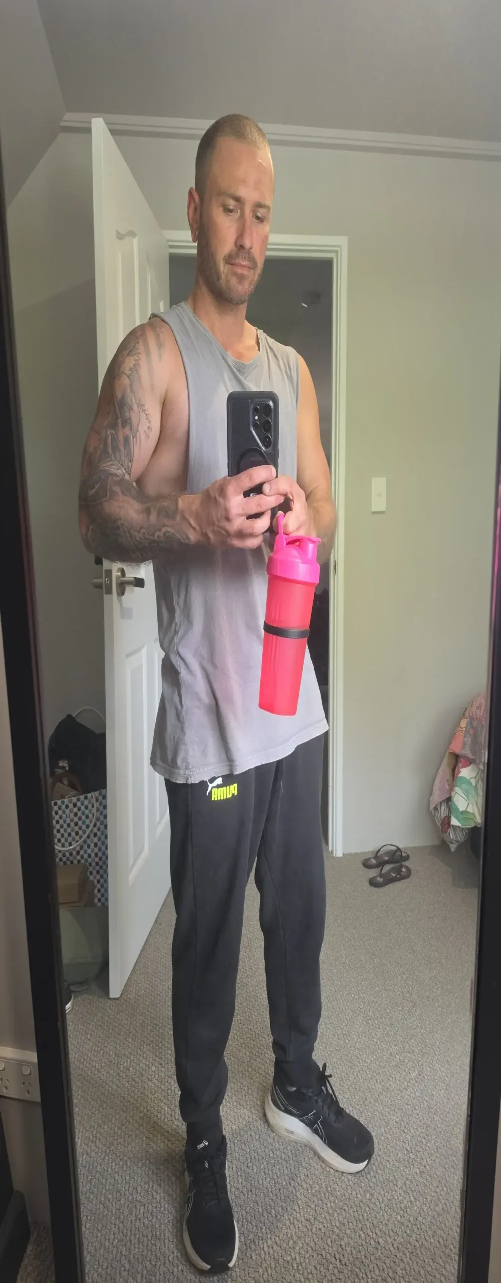 BIG-aussie-cock