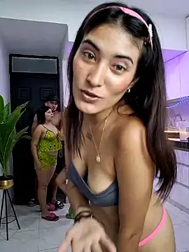 Stripchat Nude Webcam of royalgirls_x