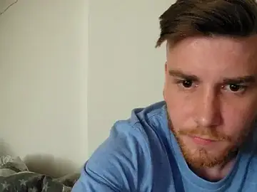 Stripchat Live Sex Cam of Foxtrott_242