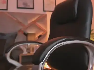 Stripchat Adult Webcam of marian_pinzon