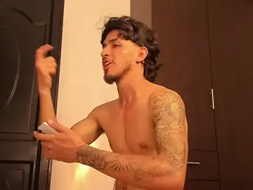 Stripchat Best live sex cam show of Kriss_Edwards