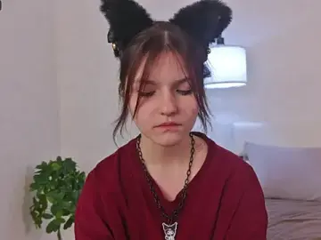 Stripchat Free Porn Cam of NyraVesperis