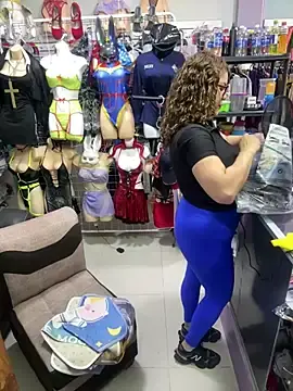 Stripchat Watch Live Sex Cams of ROSALIASSHOP