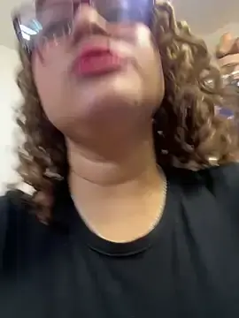 Stripchat Free Live Porn of ROSALIASSHOP
