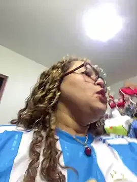 Stripchat Live Sex of ROSALIASSHOP