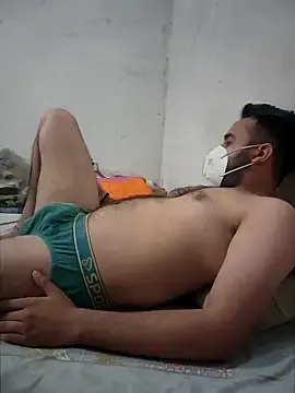 Stripchat Adult Webcam of 77fuckerboy_