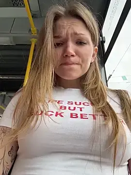 Stripchat Live Sex Cam of StreetSquirt