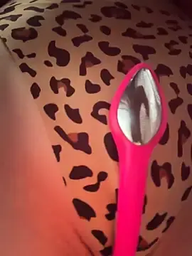 Stripchat Sex Chat of StreetSquirt