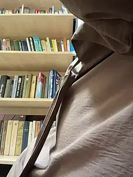 Stripchat Best Webcam of StreetSquirt