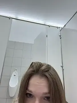 Stripchat Best live sex cam show of StreetSquirt
