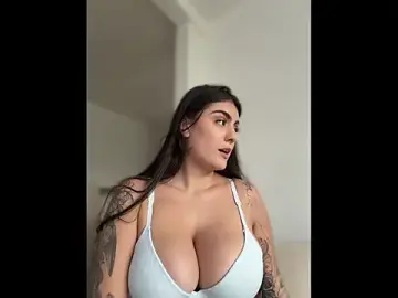 Stripchat Live Sex Cam of IrisBaker