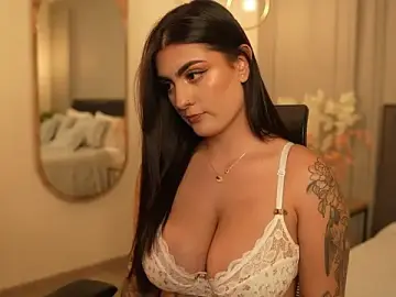 Stripchat Nude Webcam of IrisBaker