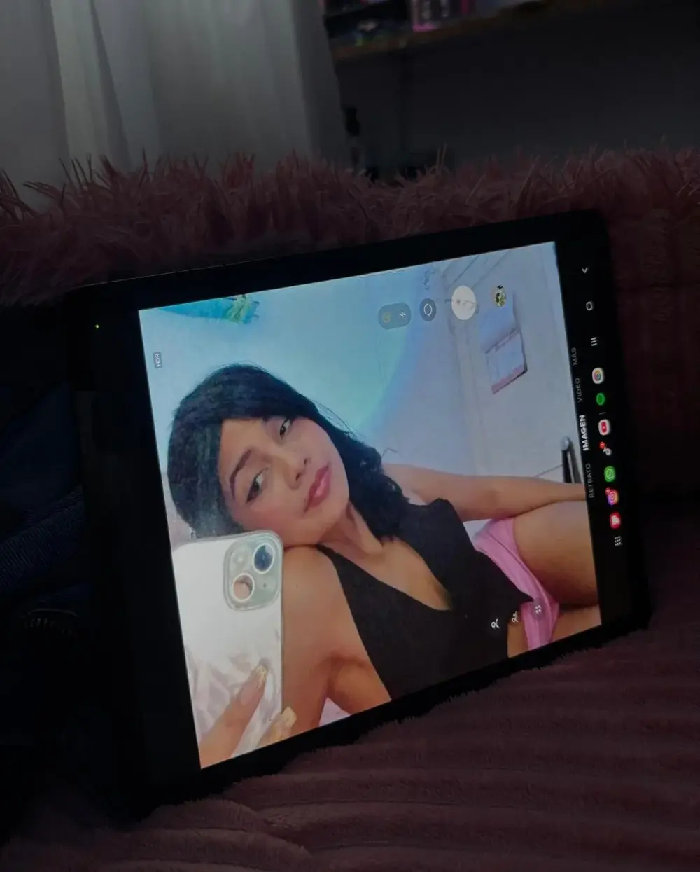 Rosie_Jones_