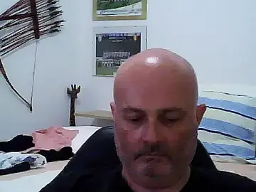 Stripchat Live Sex Cam of Alexis_Bull