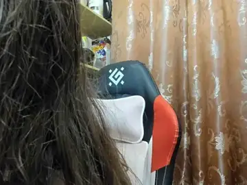 Stripchat Watch Live Sex Cams of Seductive_She_Wolf