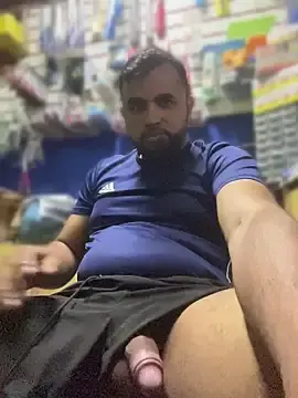 Stripchat Adult Webcam of Sheik_z_o