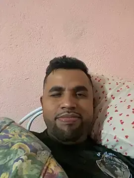 Stripchat Nude Webcam of Sheik_z_o
