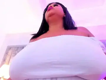 Stripchat Sex Cam of Ciara_Benet
