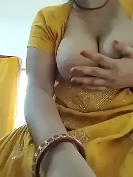 Stripchat Adult Webcam of Darling8008