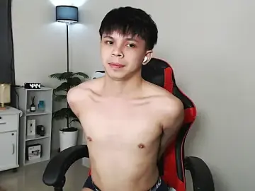 Stripchat Adult Webcams of Kiel_Asianboy