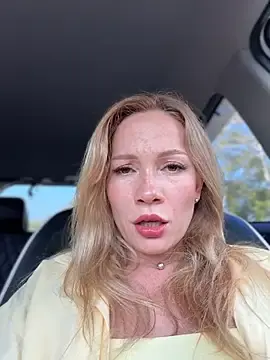 Stripchat Live Sex of LavenderHot