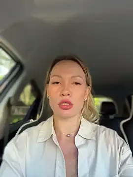 Stripchat Free Live Porn of LavenderHot