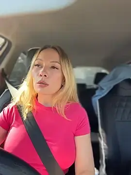 Stripchat Live Sex of LavenderHot