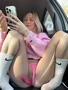 Stripchat Adult Webcam of LavenderHot