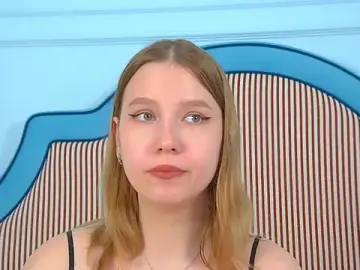 Stripchat Free Porn Cam of LiliLinn