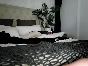 Stripchat Nude Webcam of keelieuncensored
