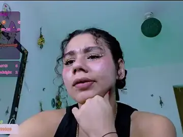 Stripchat Adult Webcam of witchmelissa