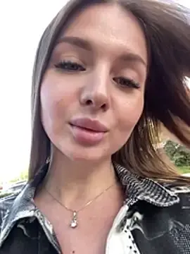 Stripchat Watch Live Sex Cams of KrisMagnoly