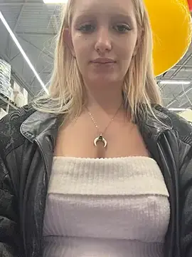 Stripchat Live Sex of Mila_NoRules