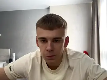 Stripchat Watch Live Sex Cams of SoloFury