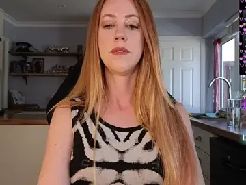 Stripchat Sex Cam of stripmequick