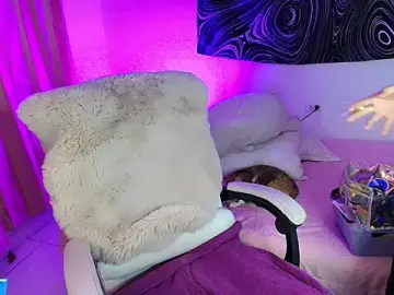 Stripchat Sex Cam of ami_kai