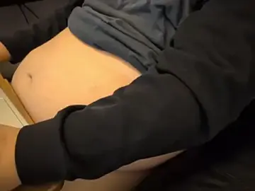 Stripchat Watch Live Sex Cams of bigcuddlebear69er