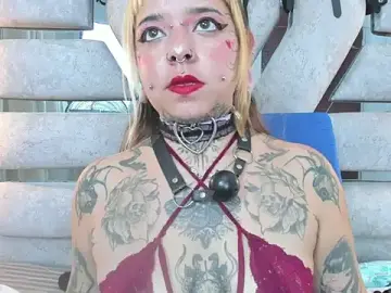 Stripchat Adult Video Chat of Braylen_Sanchez